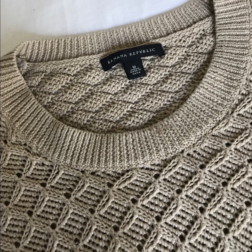 Banana Republic Sweater - Picture 3 of 3